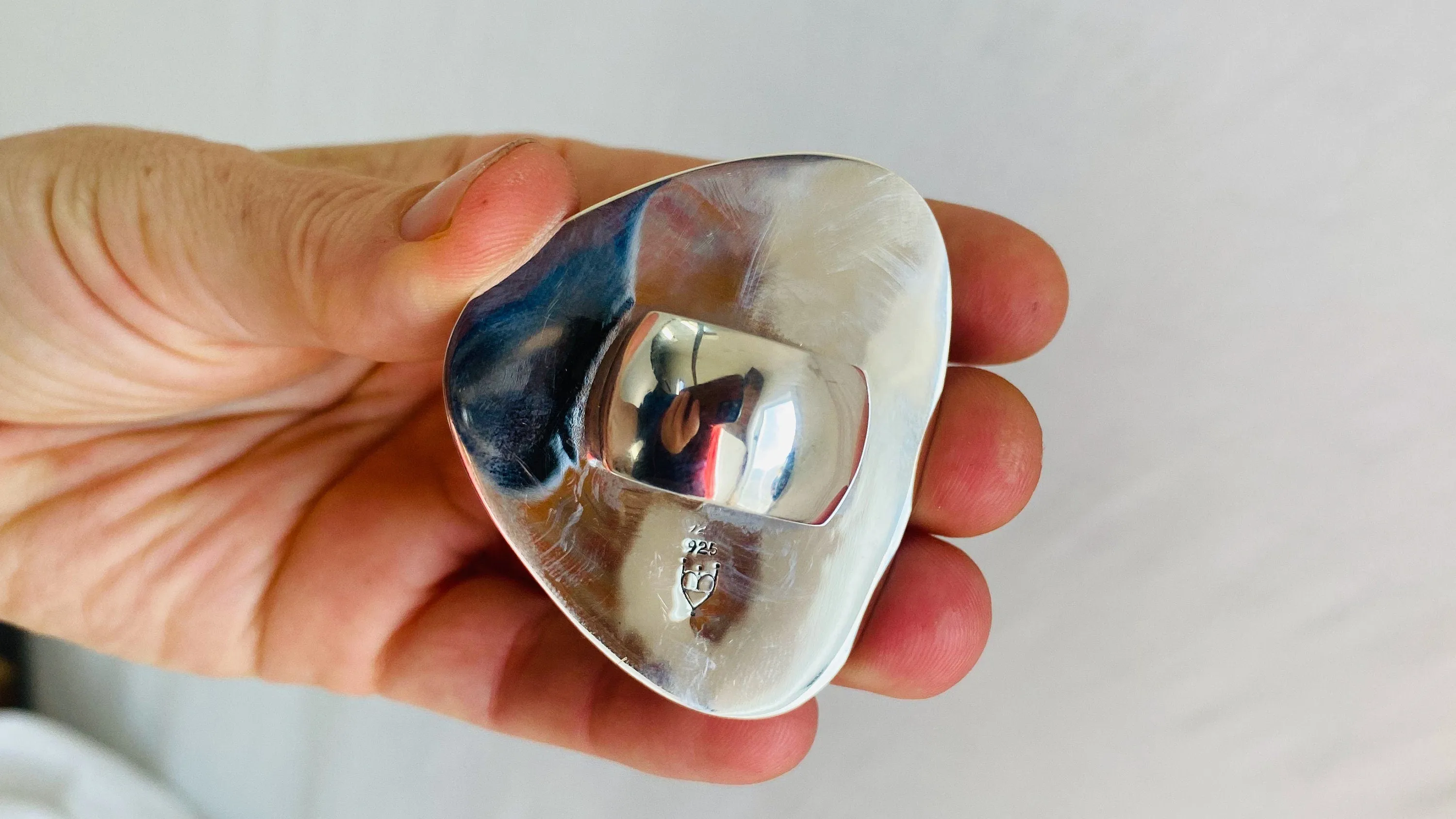 Labradorite Ring. Oversized. Gorgeous Flash. 0728