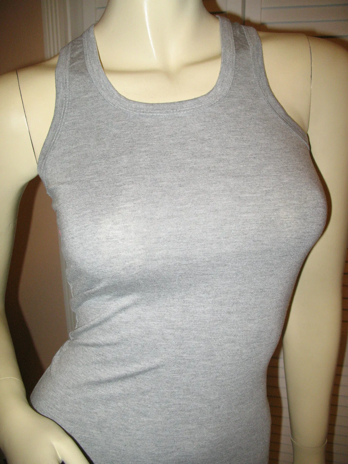 NEW Womens Solid Color Plain SLEEVELESS TANK TOP Racerback Shirt Summer Tops Clothes Clothing
