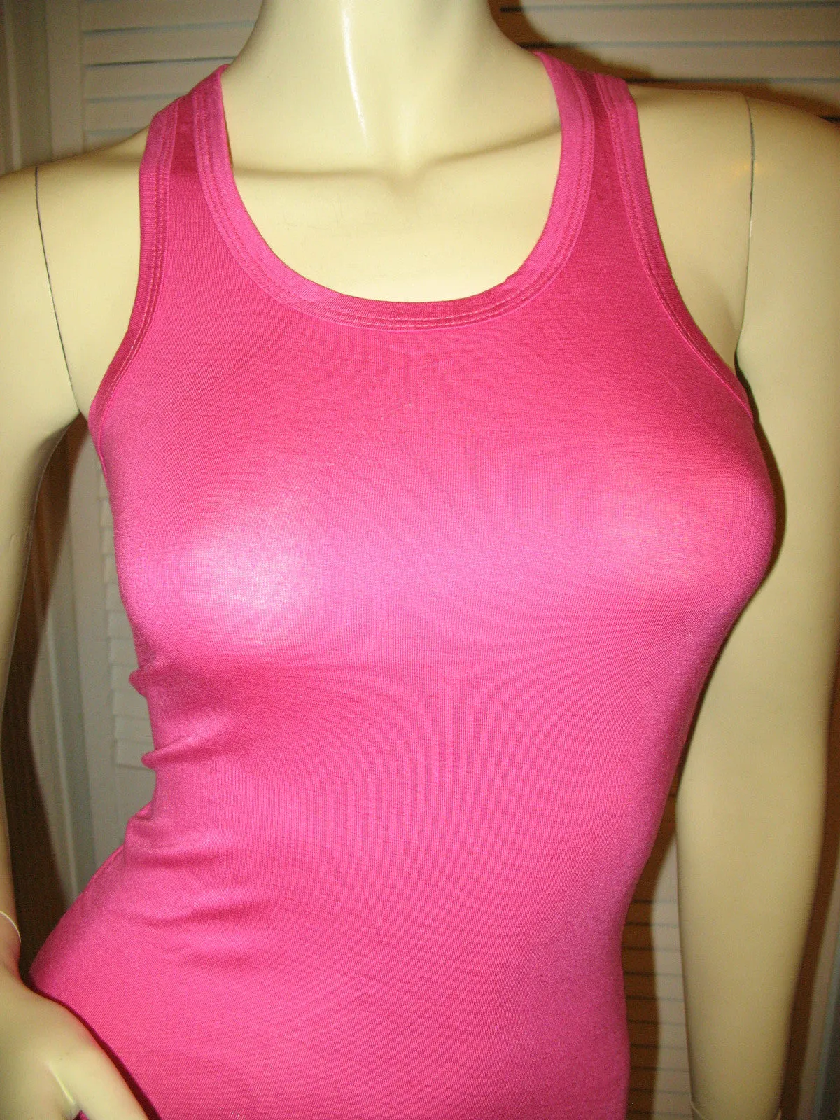 NEW Womens Solid Color Plain SLEEVELESS TANK TOP Racerback Shirt Summer Tops Clothes Clothing