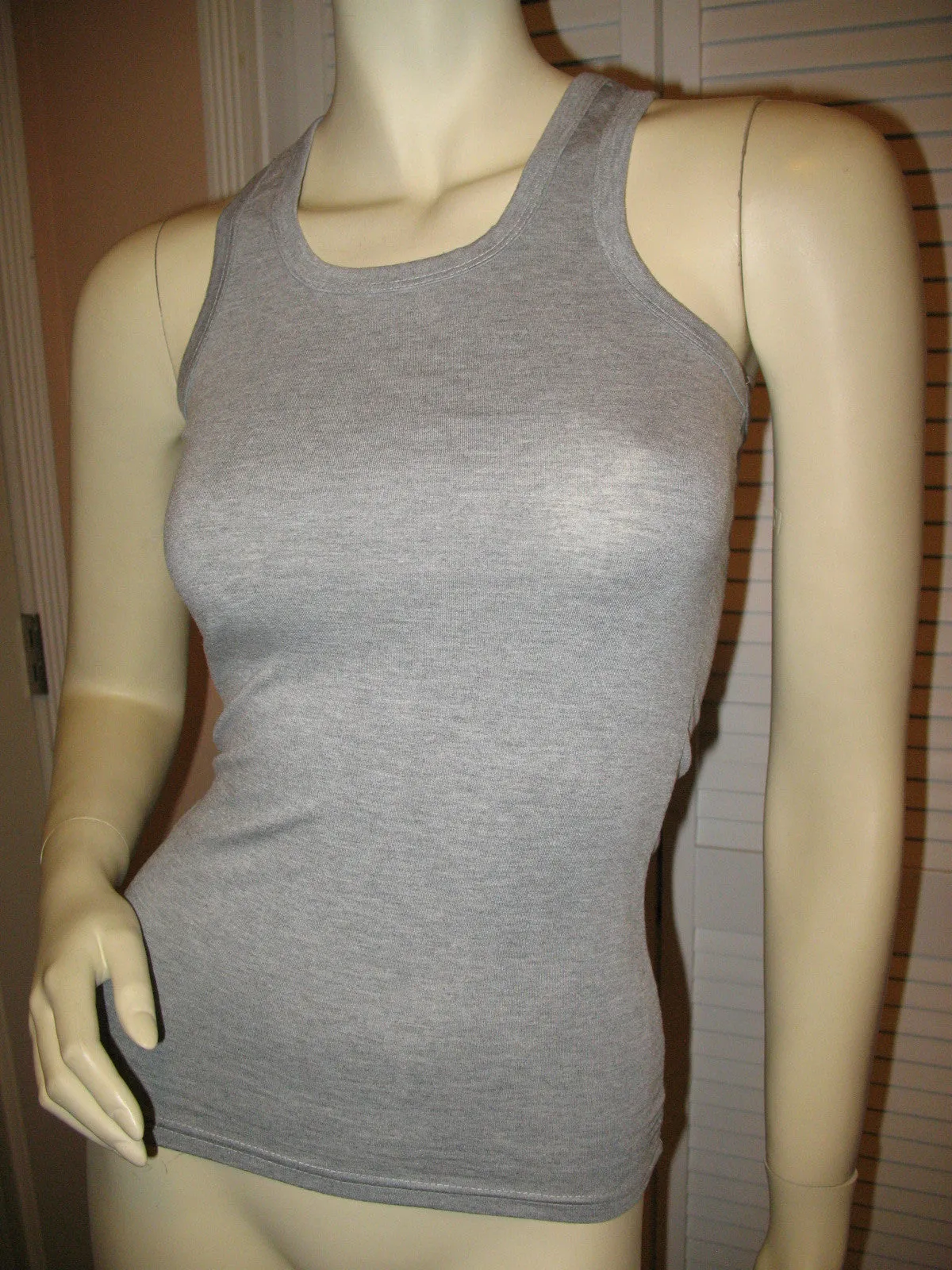 NEW Womens Solid Color Plain SLEEVELESS TANK TOP Racerback Shirt Summer Tops Clothes Clothing