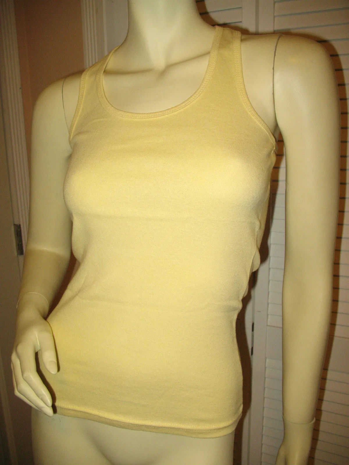 NEW Womens Solid Color Plain SLEEVELESS TANK TOP Racerback Shirt Summer Tops Clothes Clothing