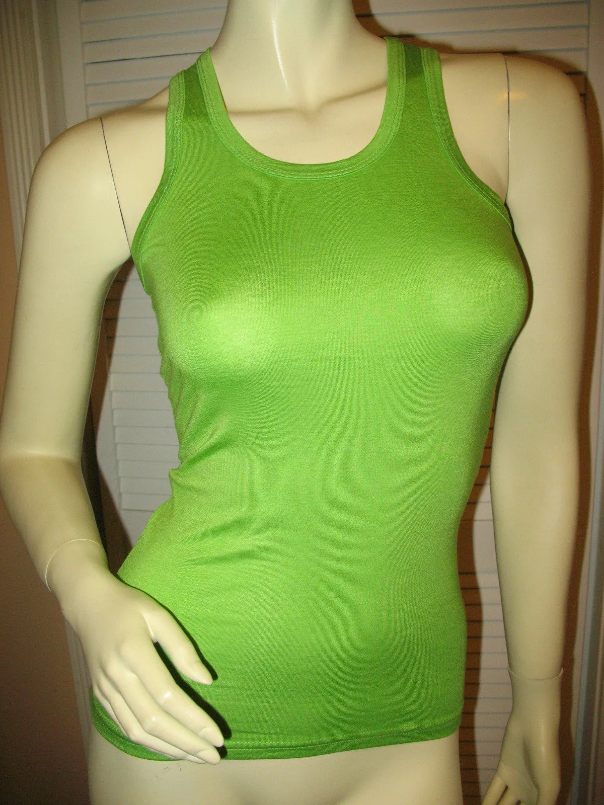 NEW Womens Solid Color Plain SLEEVELESS TANK TOP Racerback Shirt Summer Tops Clothes Clothing