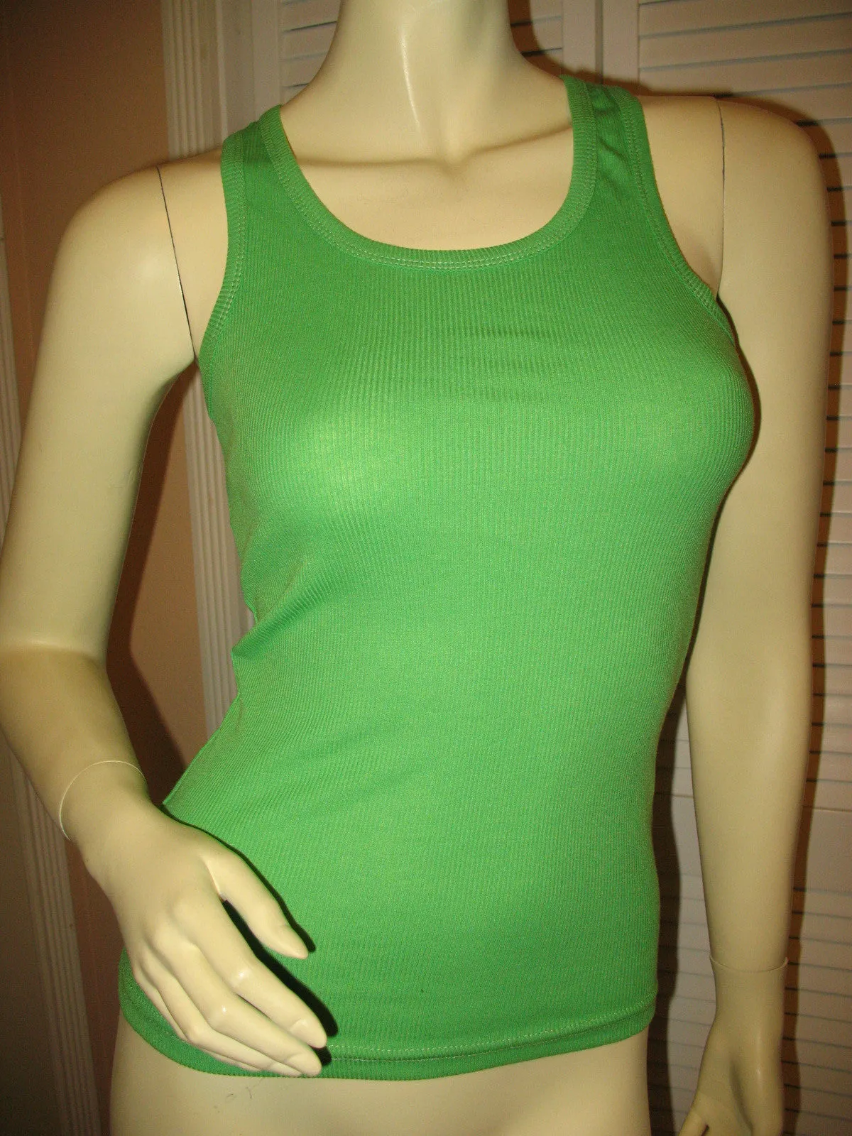 NEW Womens Solid Colored SLEEVELESS Ribbed TANK TOP Racerback Shirt Summer Tops Clothes Clothing