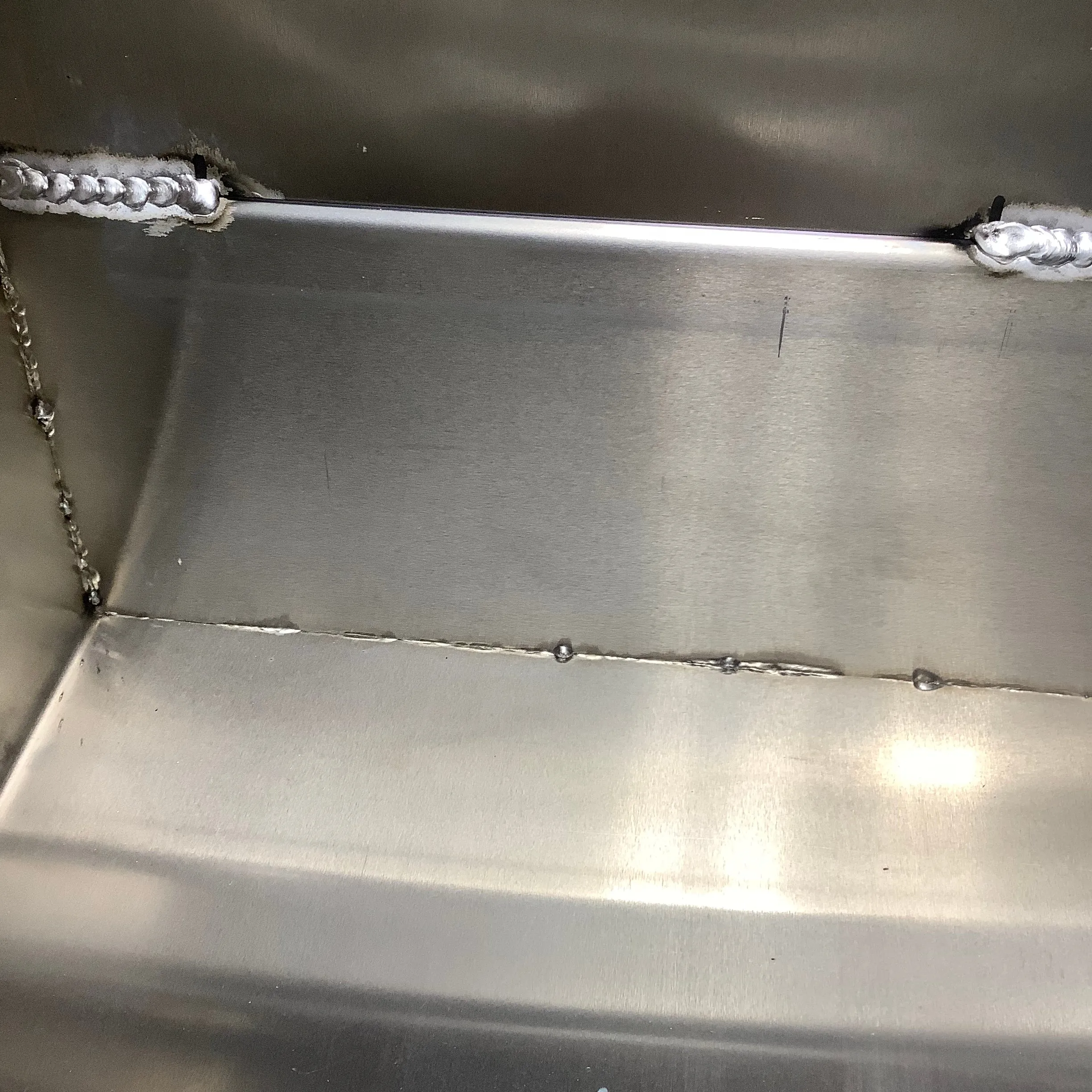 Outlet Cross Bin 13